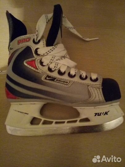 Хоккейные коньки детские bauer PRO