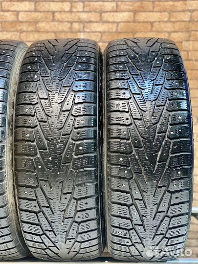 Nokian Tyres Hakkapeliitta 7 SUV 235/65 R17