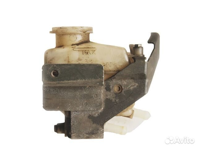 Бачок главного тормозного цилиндра Mitsubishi