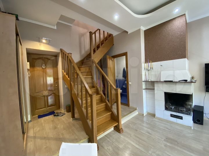 3-к. квартира, 115 м², 3/3 эт.