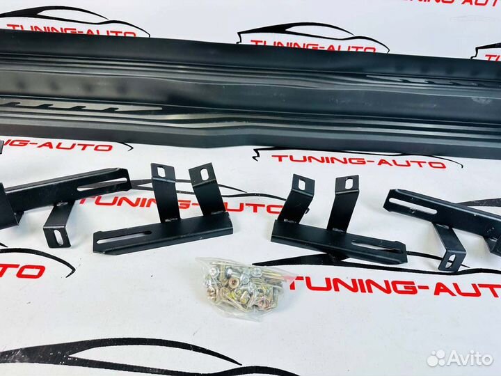 Подножки Toyota Highlander (XU 70 ) I9701