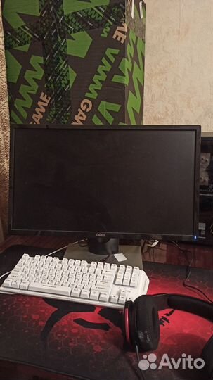 Монитор для компьютера Dell 24