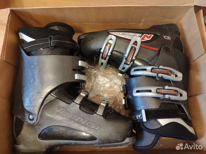 Горнолыжные ботинки 43 размер