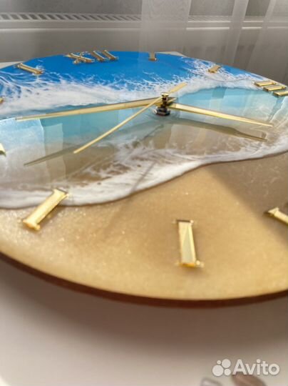 Часы из эпоксидной смолы