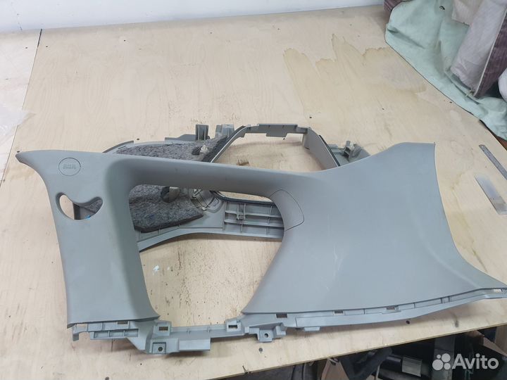 Обшивка богажника верхняя митсубиси аутлендер XL