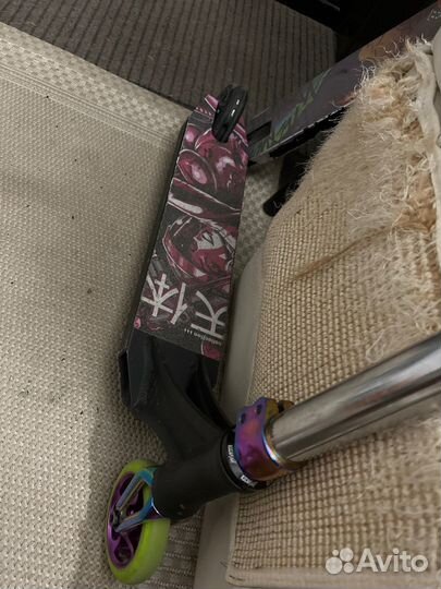 Трюковой самокат кастом парк