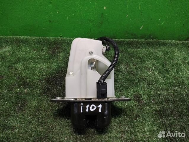 Замок крышки багажника Honda Civic 5D (FN) 2007