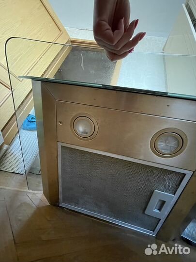 Вытяжка в кухню Shindo