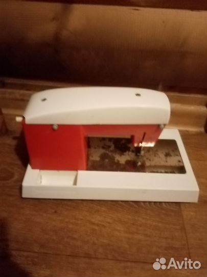Швейная машина Pfaff, детская игрушка