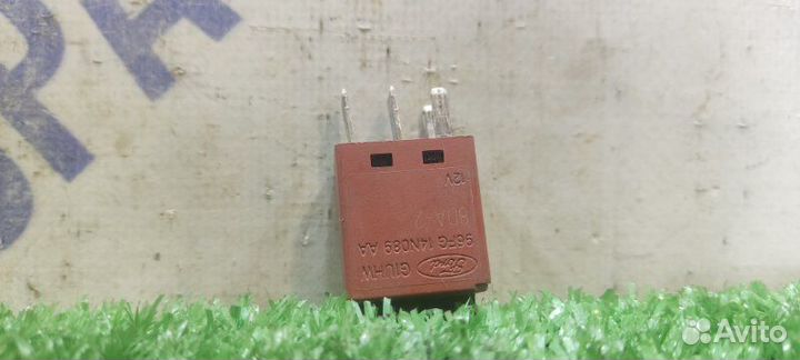 Реле Ford Focus 2 хэтчбек 1.6 hwdb 2006