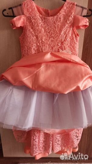 Платье со шлейфом для девочки 4-8 лет