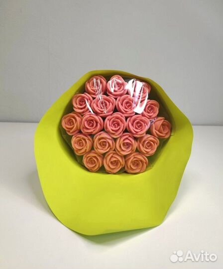 Розы из Белого Шоколада - 19 шт в Букете