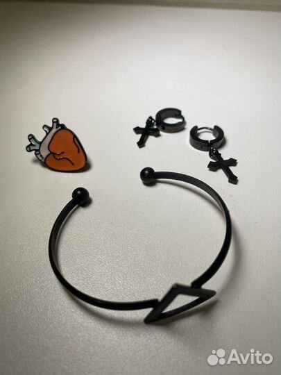 Брошь / Серьги / Браслет