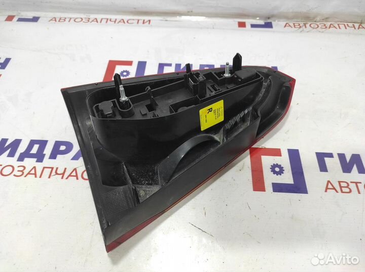 Фонарь задний правый Renault Logan 6001546795