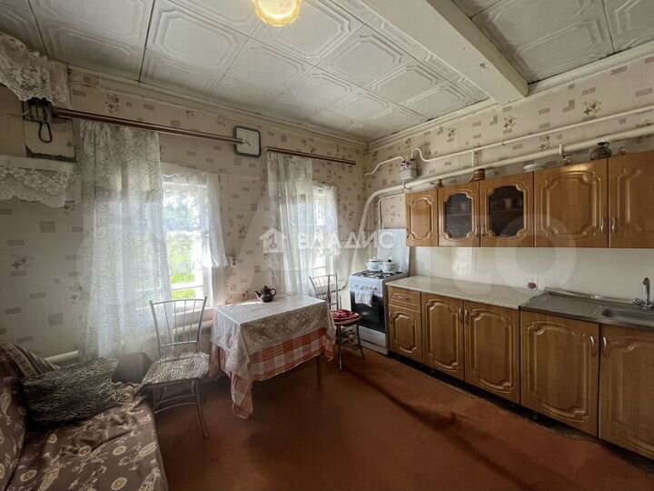 Дом 65 м² на участке 42 сот.