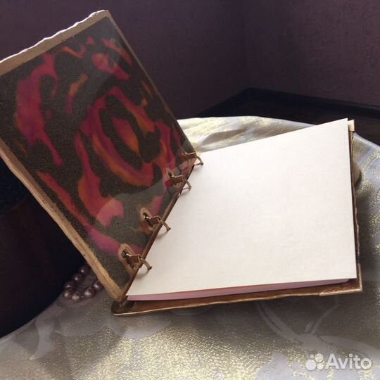 Блокнот ручной работы с натуральными камнями из эп