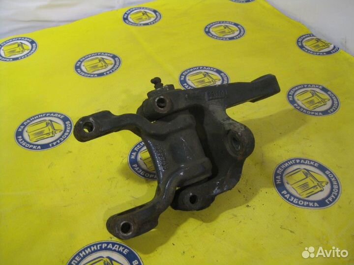 Кронштейн передней рессоры задний 1326548 правый s