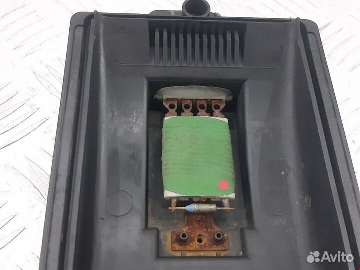 Сопротивление печки Audi A4 B5 1998 8D0959263A