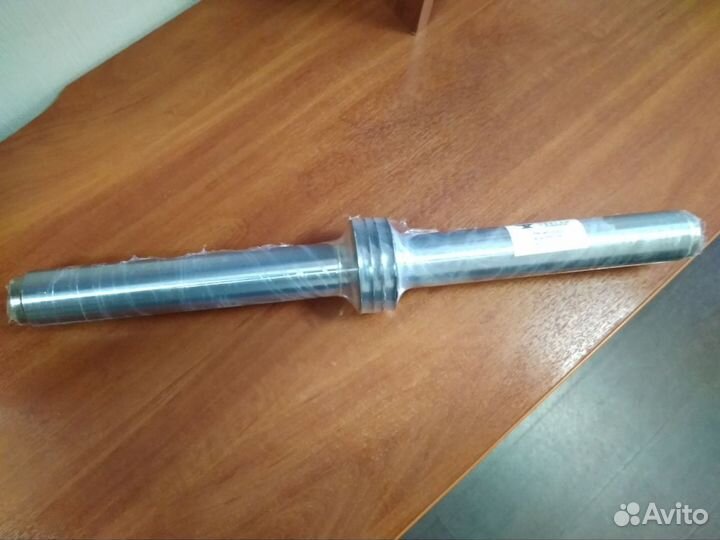 Шток рулевого гидроцилиндра JCB 4CX 590/40215