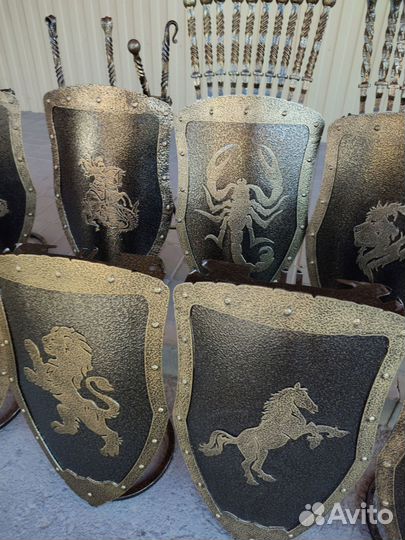 Щит и шампура