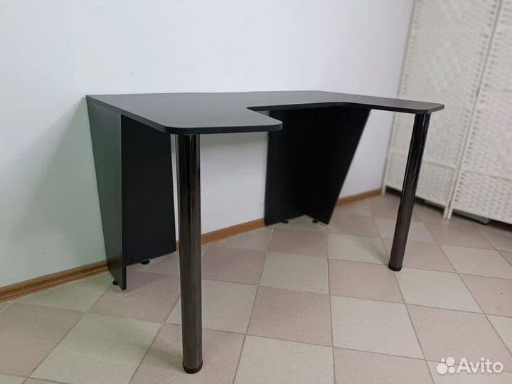 Компьютерный игровой стол