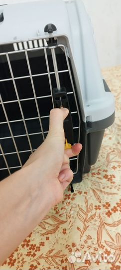 Переноска для животных пластиковая