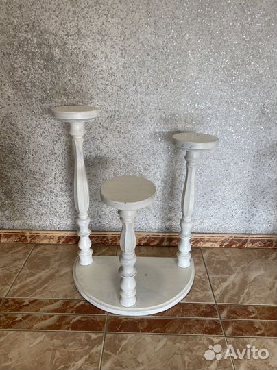 Подставка под цветы