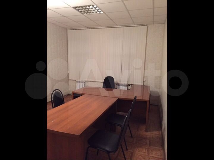 Комната 13 м² в 7-к., 1/1 эт.