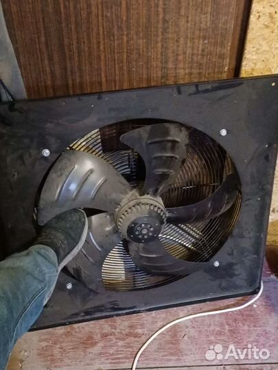 Вентилятор Zonda 550 ват