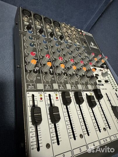 Микшерный пульт behringer xenyx 1204