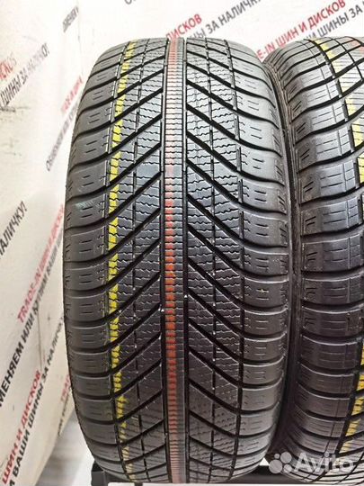 Goodyear Vector 4Seasons 205/50 R17 89V