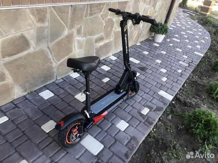 Продам электросамокат kugoo kirin m4 pro