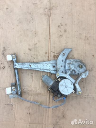 Стеклоподъемник Honda CR-V 2001 передний праый