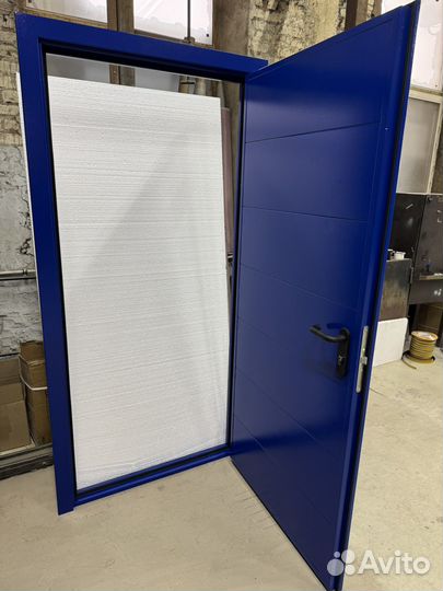 Дверь металлическая новая