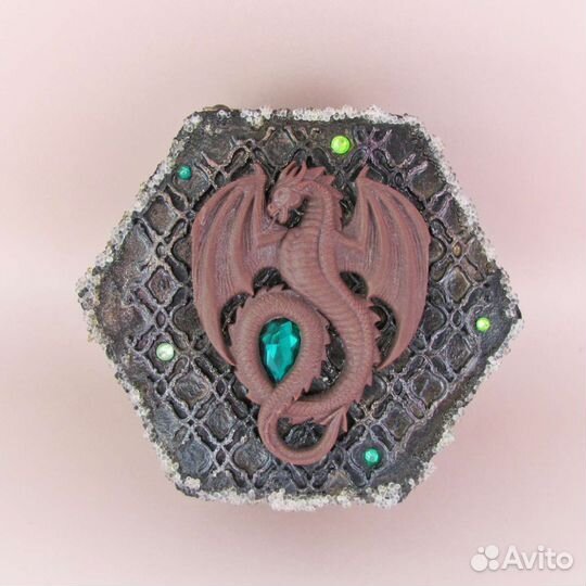 Шкатулка для украшений Дракон