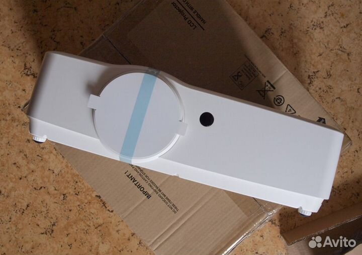 Проектор Eiki EK-308U/309U