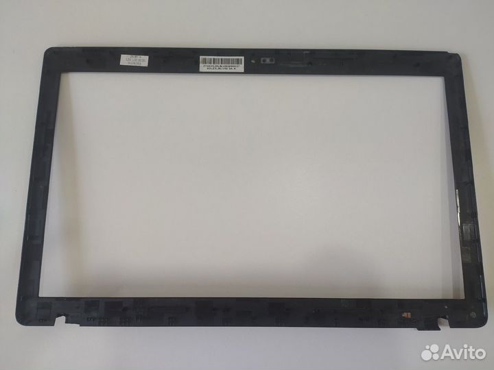 Рамка матрицы для ноутбука Lenovo IdeaPad Z580