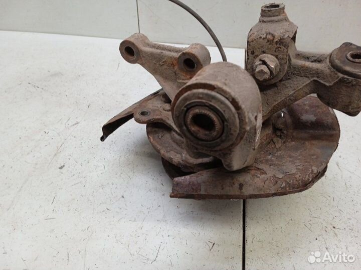 Кулак поворотный задний левый Toyota Camry ACV40