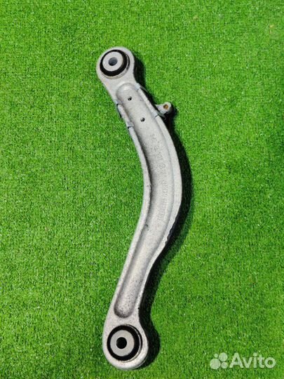 Рычаг подвески верхний задний левый Mercedes-Benz