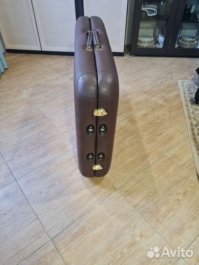 Раскладной массажный стол