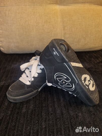 Кроссовки на колесиках heelys