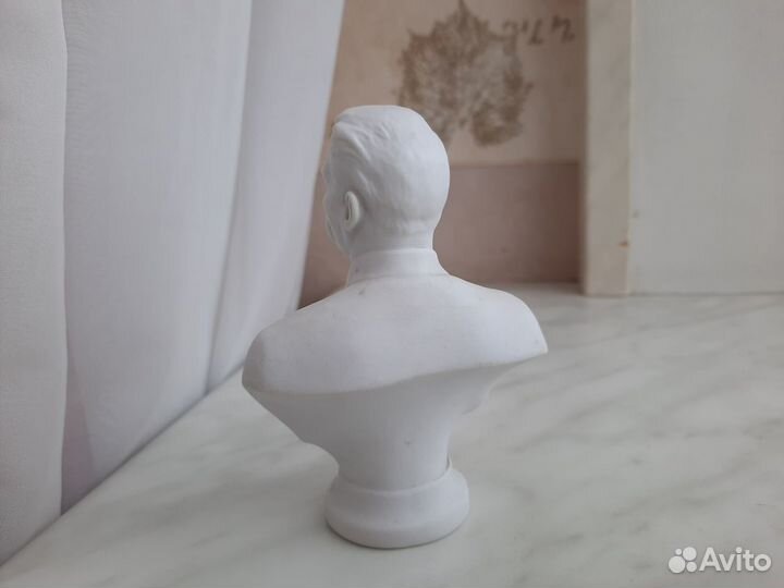 Статуэтка бюст Максим Горький фарфор бисквит, лф