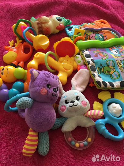 Развивающие игрушки playgro жирафики