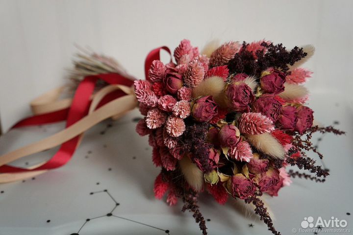 Букеты из сухоцветов и стабилизированные цветы