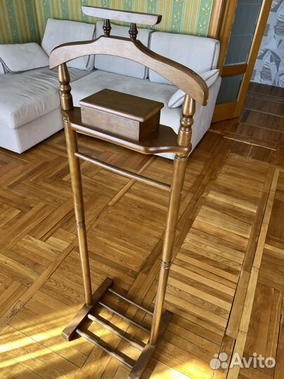 Вешалка для одежды напольная