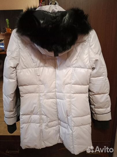 Пуховик зимний женский