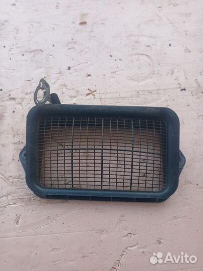 Воздухозаборник Volkswagen Passat B6