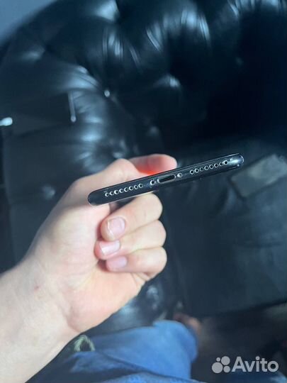 Телефон iPhone 7 plus 128