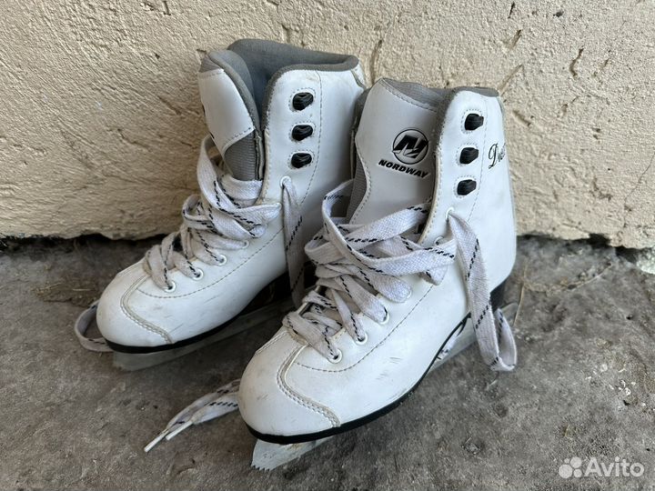 Коньки фигурные