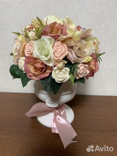 Арома ваза с цветами